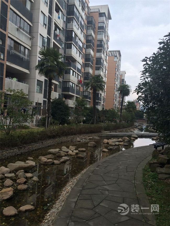 半包137平二手房刮白灰