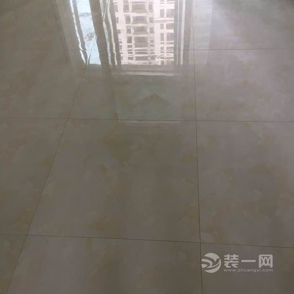 回老家装修套内90平米 从开工到贴瓷砖过程