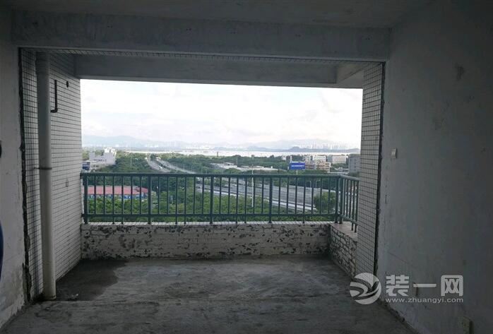 深圳福田90平三房装修（2）：开工拆旧加选材