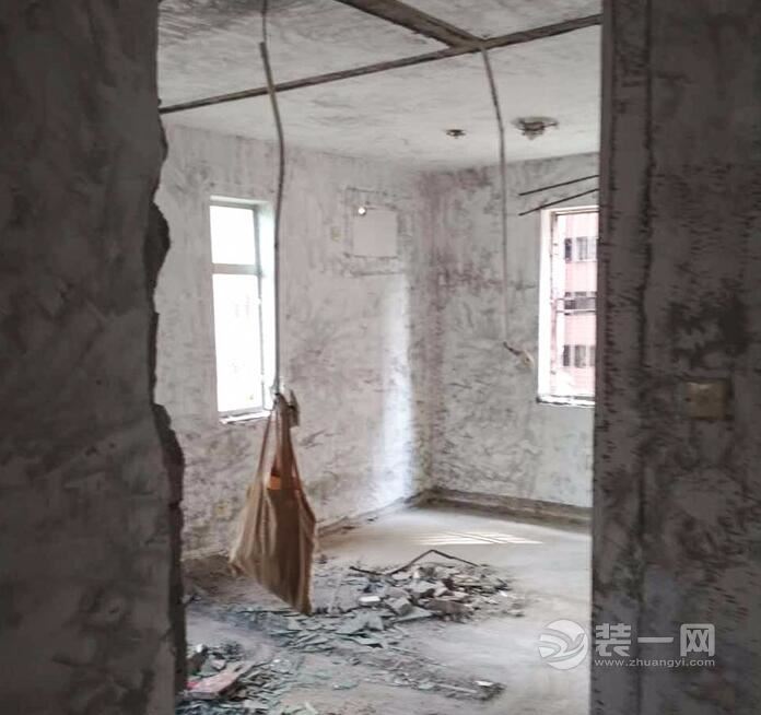 深圳装修施工现场 二手房打拆图片